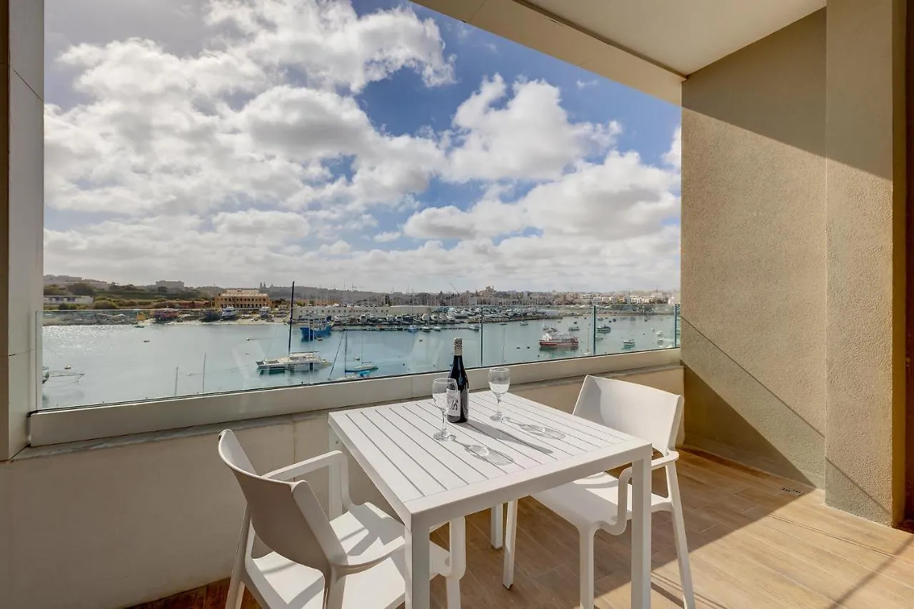 Luxe Apartment With Valletta And Harbour Views Sliema