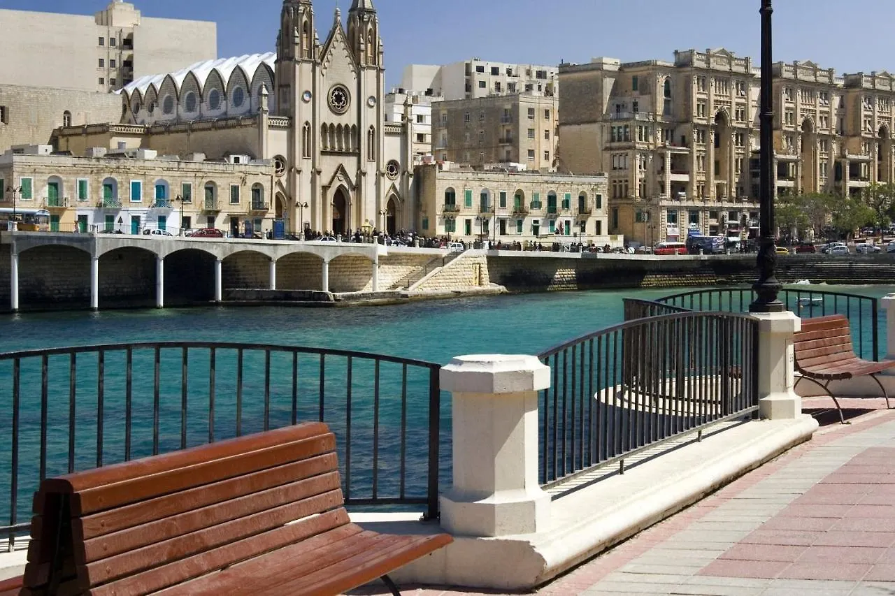 Luxe Apartment With Valletta And Harbour Views Sliema