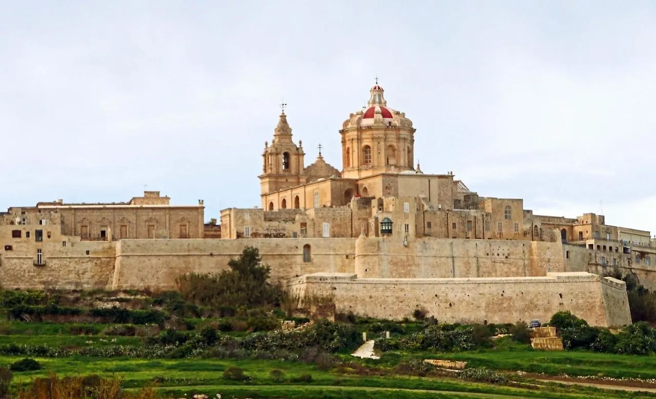 Luxe Apartment With Valletta And Harbour Views Sliema Malta