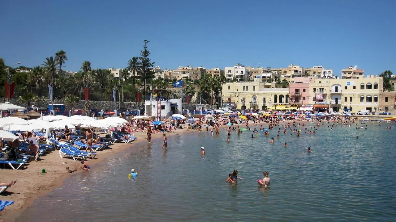 Luxe Apartment With Valletta And Harbour Views Sliema