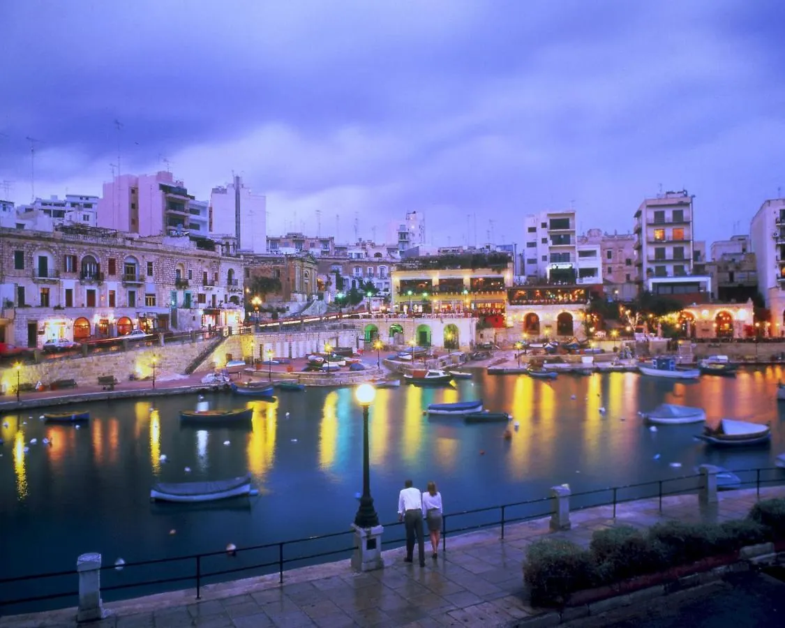 Luxe Apartment With Valletta And Harbour Views Sliema