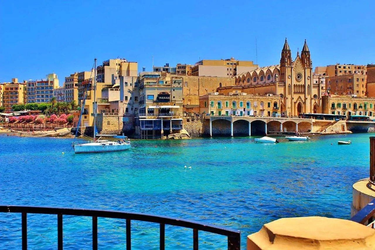 Luxe Apartment With Valletta And Harbour Views Sliema 0*,  Malta